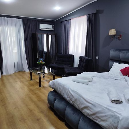 Hotel 770 Batumi Exterior photo
