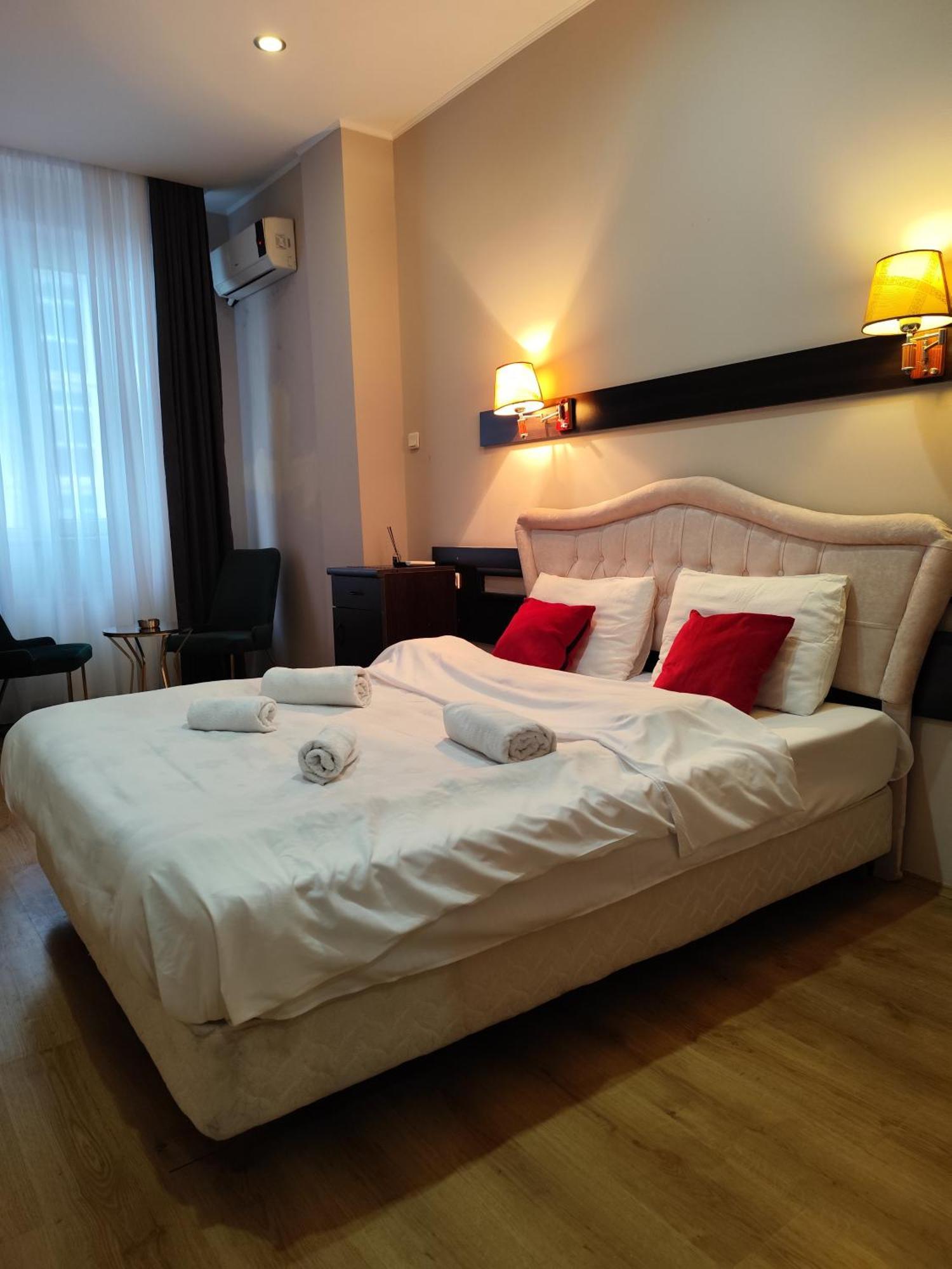 Hotel 770 Batumi Exterior photo